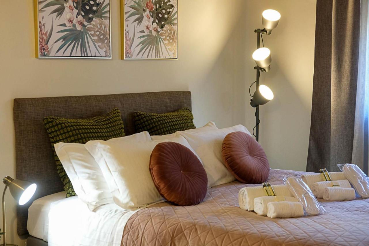 Verona Suites And Rooms Εξωτερικό φωτογραφία