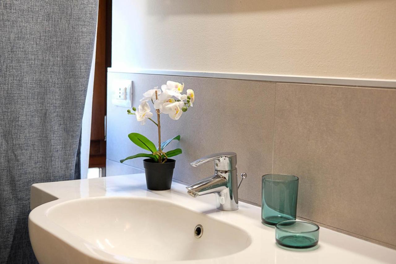 Verona Suites And Rooms Εξωτερικό φωτογραφία