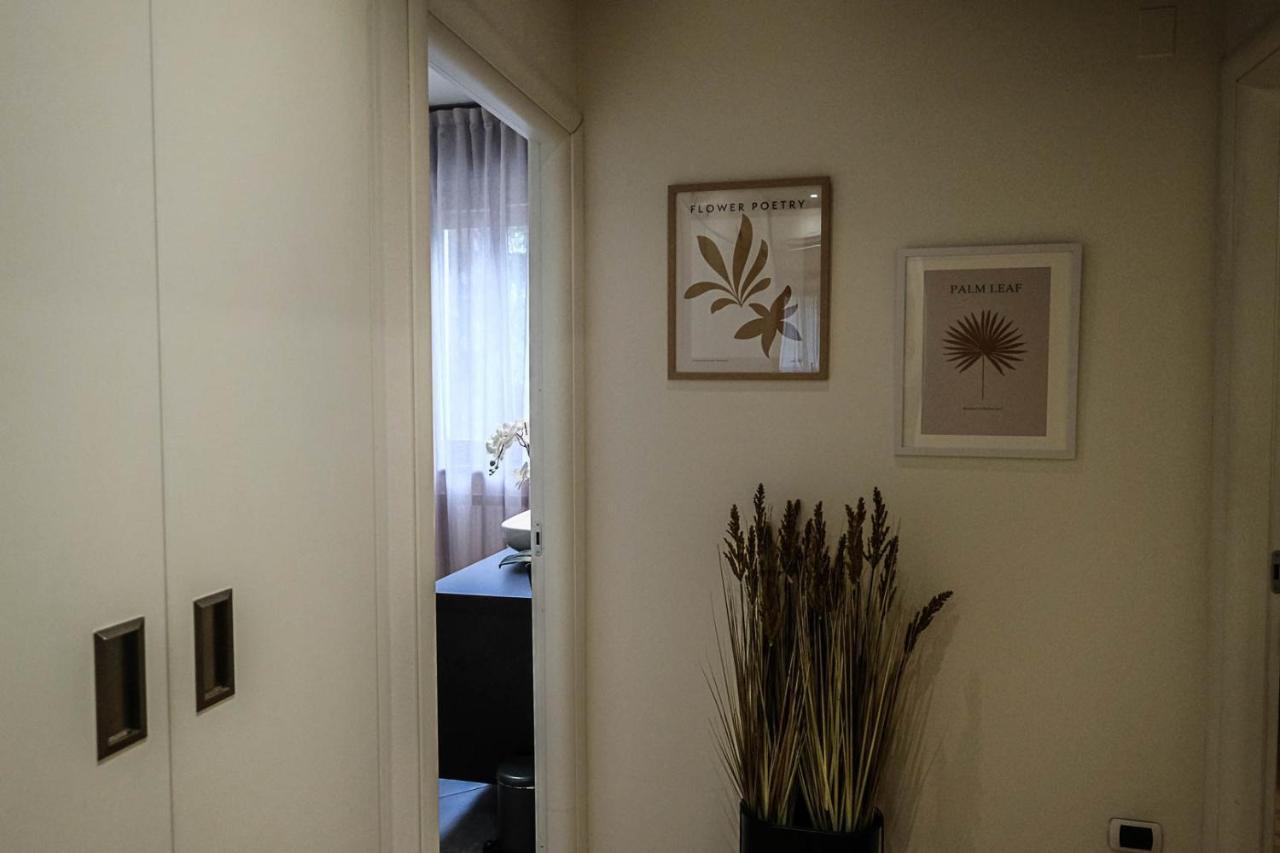 Verona Suites And Rooms Εξωτερικό φωτογραφία