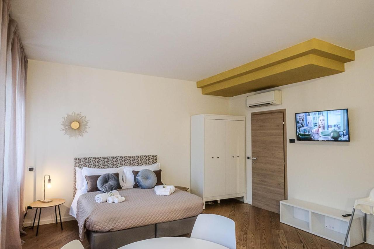 Verona Suites And Rooms Εξωτερικό φωτογραφία
