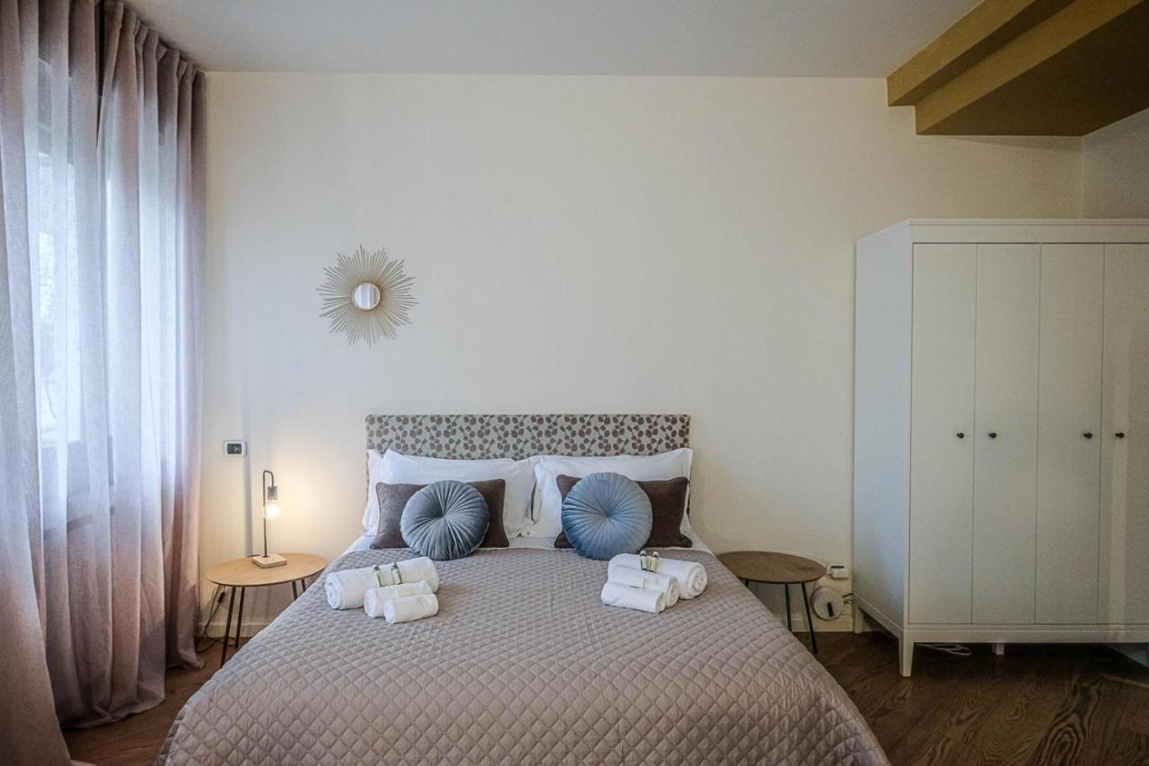 Verona Suites And Rooms Εξωτερικό φωτογραφία
