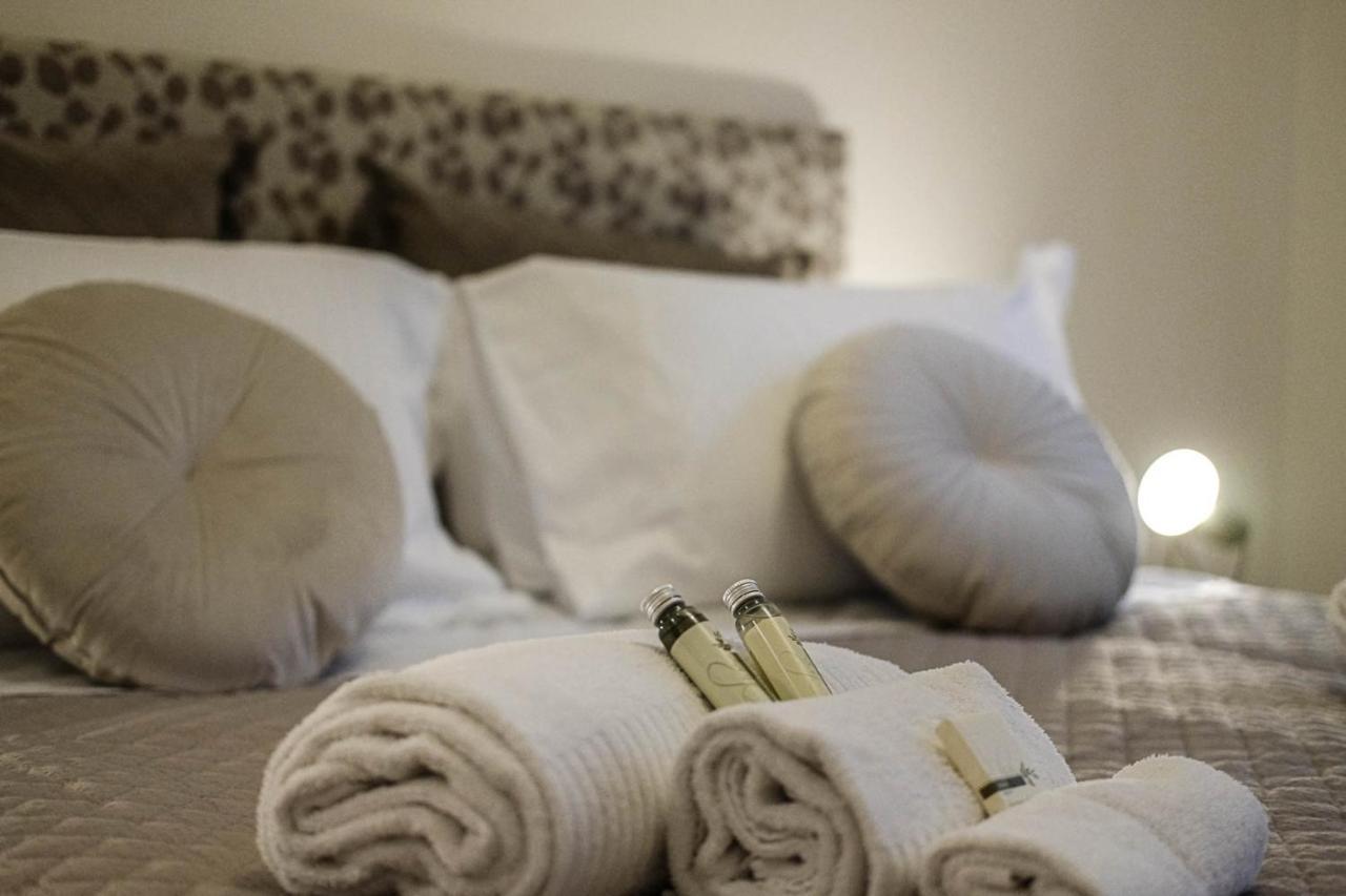 Verona Suites And Rooms Εξωτερικό φωτογραφία