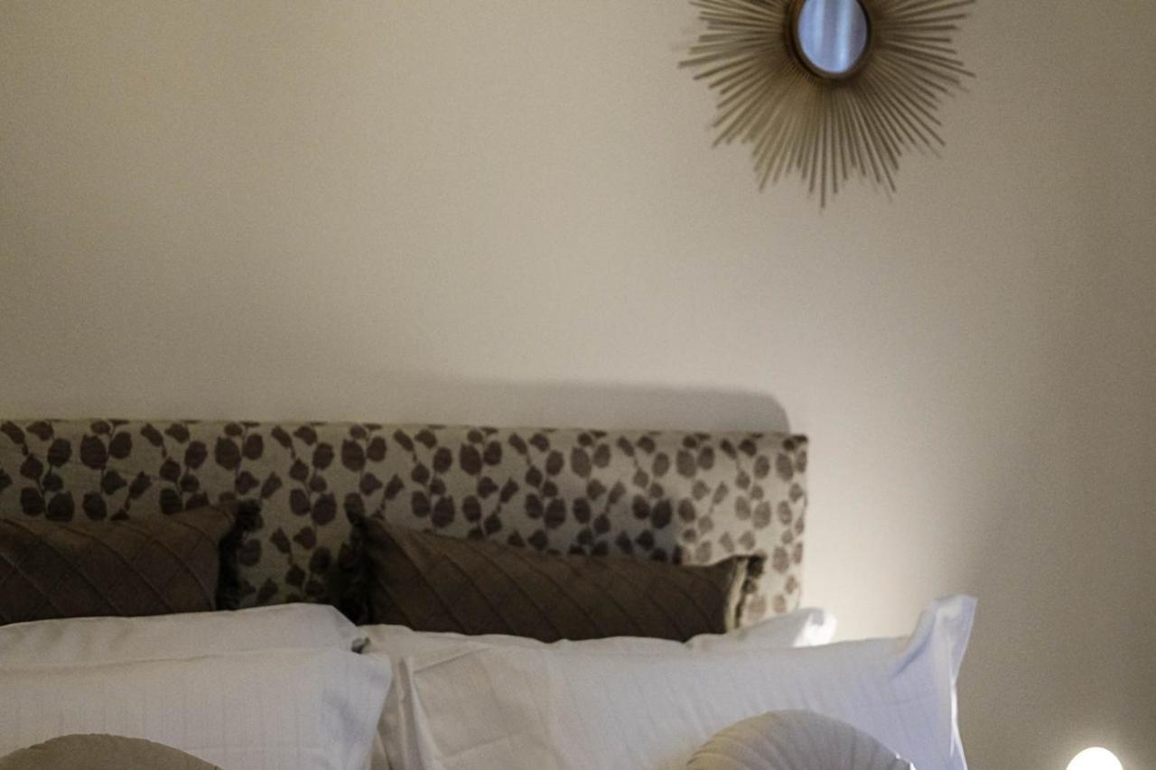 Verona Suites And Rooms Εξωτερικό φωτογραφία