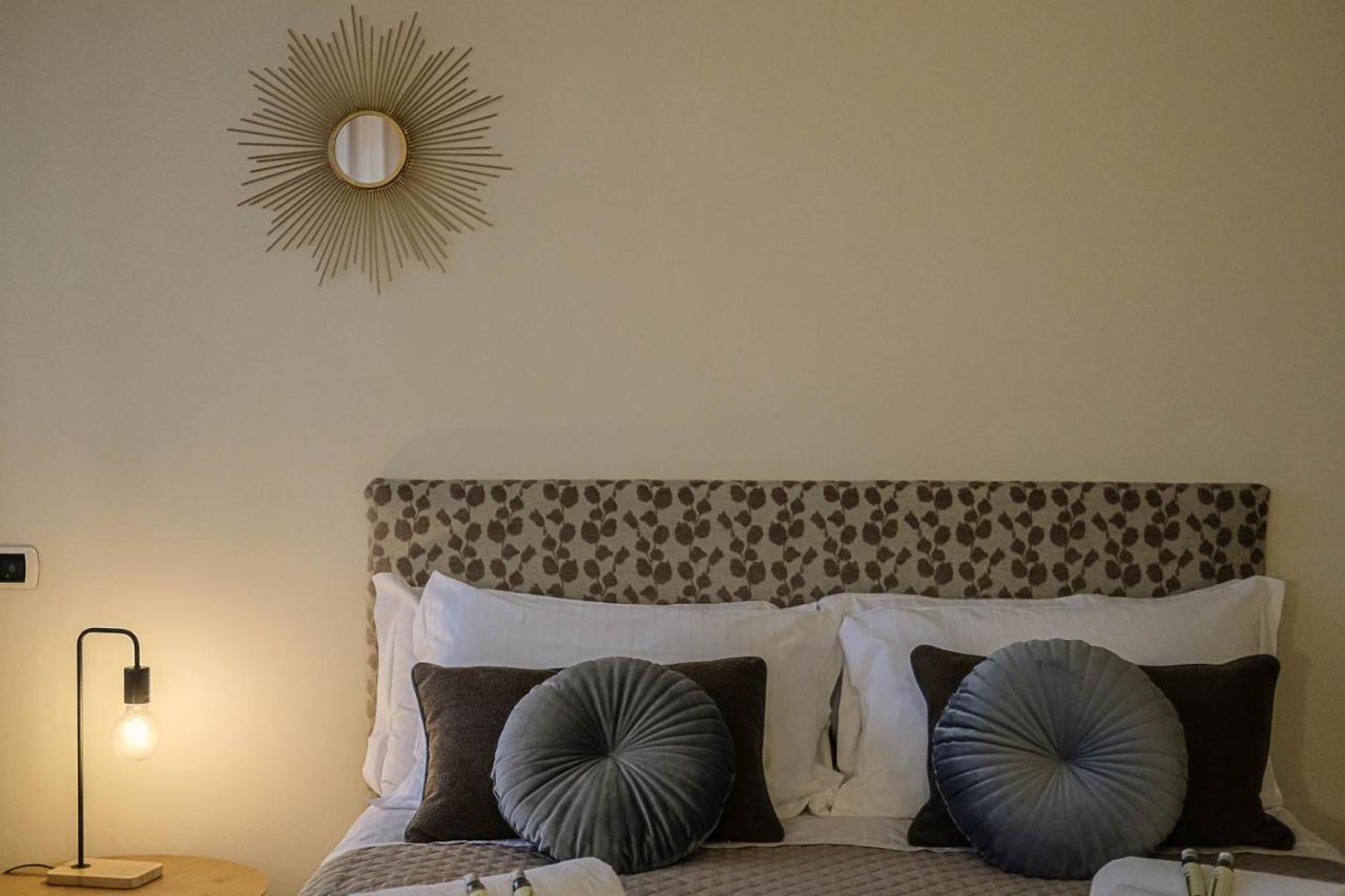 Verona Suites And Rooms Εξωτερικό φωτογραφία